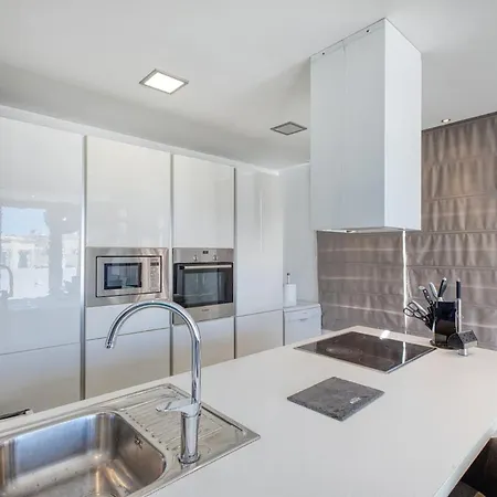 Apartamento Modern Seaside Penthouse Jacuzzi Bbq Sun Deck