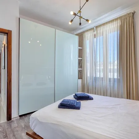 Lägenhet Modern Seaside Penthouse Jacuzzi Bbq Sun Deck Sliema