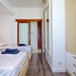 Modern Seaside Penthouse Jacuzzi Bbq Sun Deck Sliema